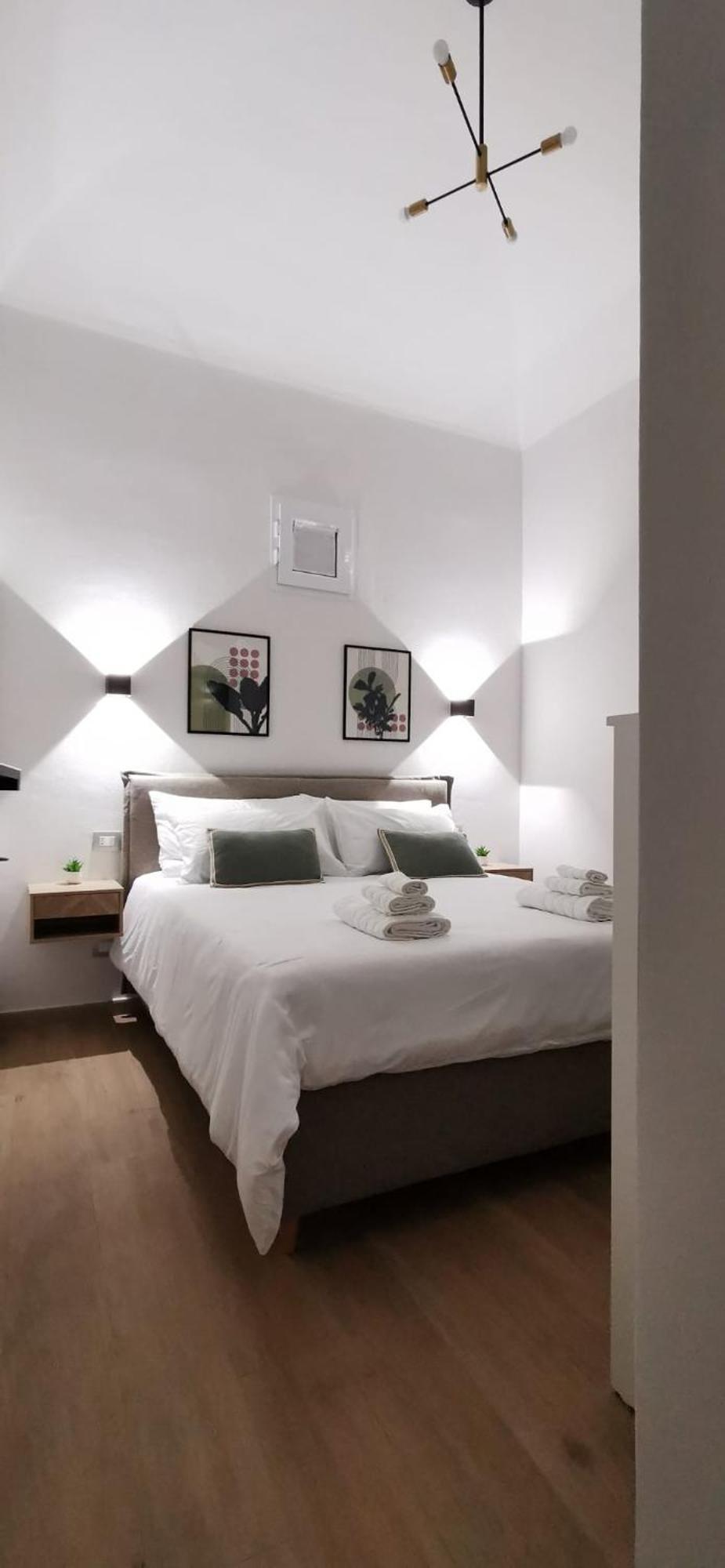 Double Room Private Bathroom